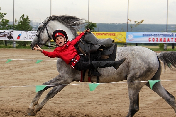 Грандиозное конное шоу не имеющее аналогов в России